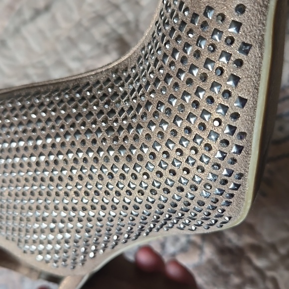 Jennifer Lopez open toed shoes size 9med - Picture 5 of 5